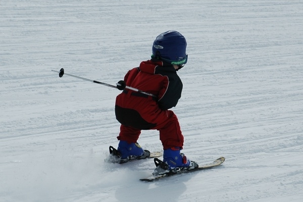 Chcete naučit své děti lyžovat ?